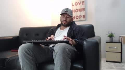 holy_sin online show from December 2024 02:05:02 PM