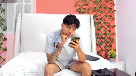 holy_sin online show from December 2024 01:08:02 PM