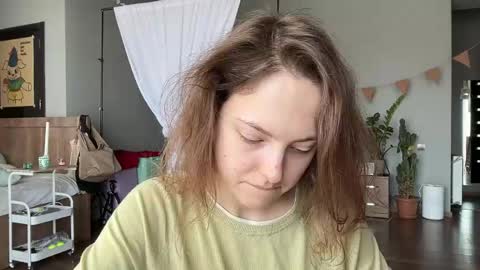Snapshot of holydori chatting on April 2026 09:37:02 AM dori not holy get my tg channel with link from description under last photo online show from April 2026 09:37:02 AM