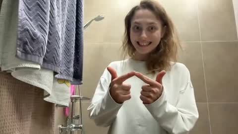 Snapshot of holydori chatting on June 2026 09:09:01 PM dori not holy get my tg channel with link from description under last photo online show from June 2026 09:09:01 PM