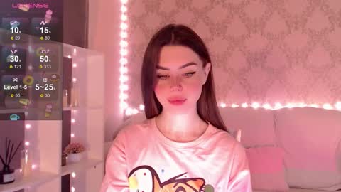 Mia online show from October 2025 03:50:02 AM