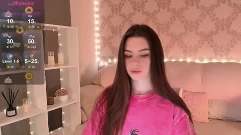 Mia online show from April 2026 03:37:01 AM