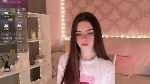 Mia online show from May 2026 03:44:02 AM