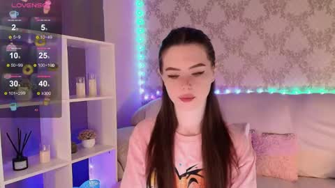 Mia online show from May 2026 03:45:01 AM