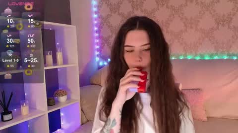 Mia online show from June 2026 03:46:01 AM