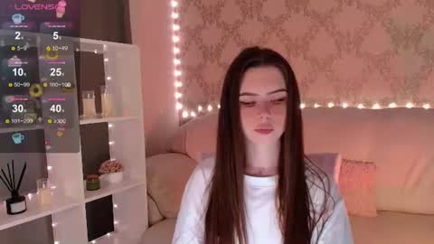 Mia online show from July 2026 03:06:02 AM
