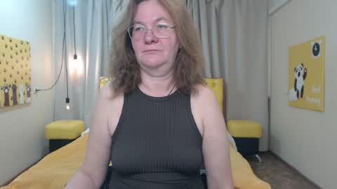 holymilfa online show from April 2026 07:02:02 AM