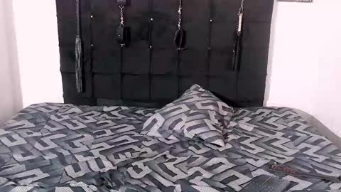homero_777 online show from October 2025 01:45:02 PM