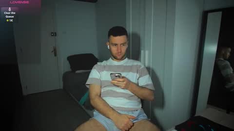 Andrew online show from February 2025 04:42:02 PM