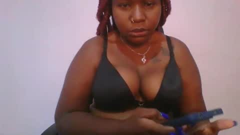 honey_beb online show from October 2025 07:06:01 AM