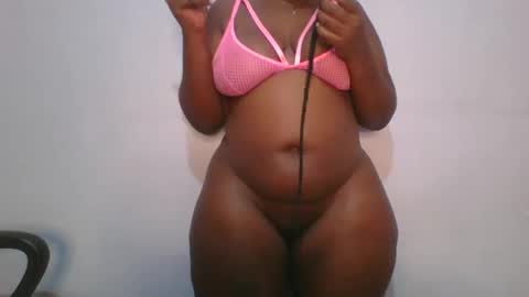 honey_beb online show from October 2025 05:59:01 PM