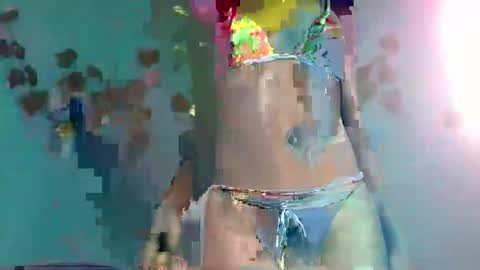 Queen online show from November 2025 01:37:01 AM