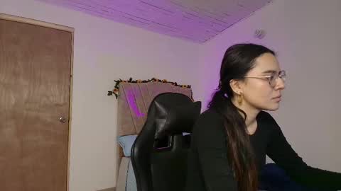   online show from September 2025 02:22:01 PM