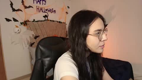   online show from October 2025 02:28:01 PM
