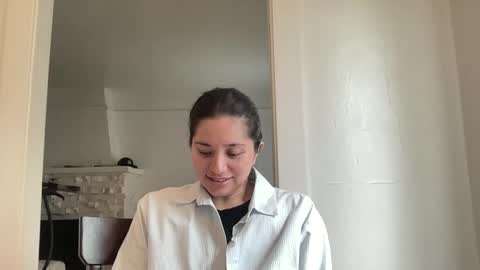 Snapshot of honey_laila chatting on February 2025 09:55:01 PM honey_laila online show from February 2025 09:55:01 PM