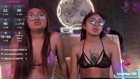 Snapshot of honey_lesbian_hott777 chatting on June 2026 02:51:01 AM honey_lesbian_hott777 online show from June 2026 02:51:01 AM