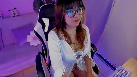 Milenka online show from June 2026 06:46:02 PM