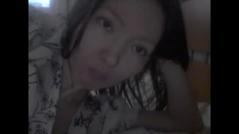 honey_yuzu online show from November 2025 04:33:02 AM