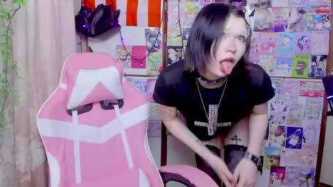 Mia online show from June 2026 05:28:02 PM