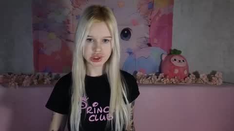 Lisa online show from February 2026 04:20:01 AM