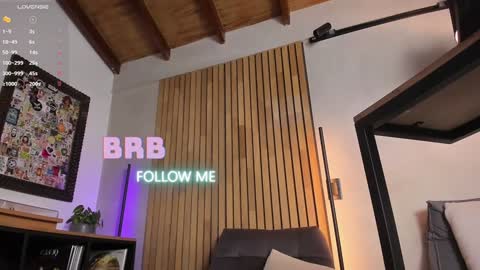 Sofia independent model online show from January 2025 02:14:01 PM