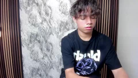 honeymoon_sariel online show from April 2026 01:46:01 PM