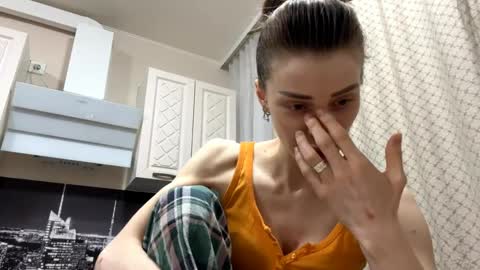 Snapshot of honeynyra chatting on April 2026 04:59:02 PM Sofia online show from April 2026 04:59:02 PM