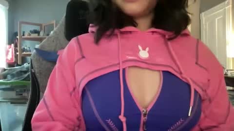 HoneySunshineNeko online show from May 2026 06:34:02 PM