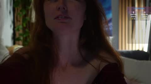 Noelle online show from September 2025 01:32:02 AM