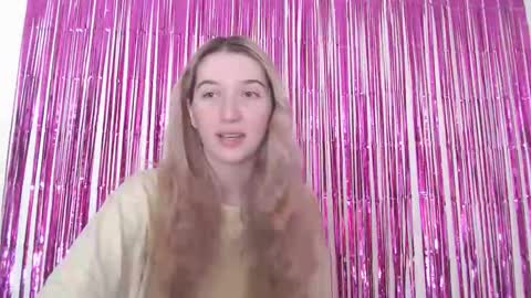 honeyveil online show from February 2026 11:11:01 AM