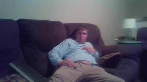 hookedonphonics105 online show from October 2025 05:02:02 AM