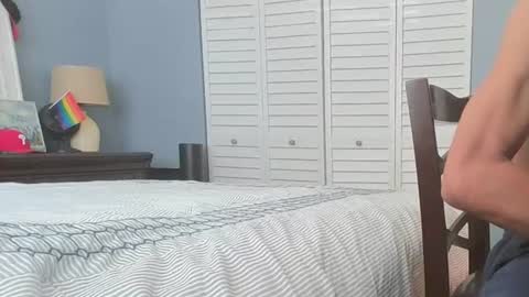 Snapshot of hooshung_mvers8 chatting on June 2026 05:04:02 PM hooshung_mvers8 online show from June 2026 05:04:02 PM