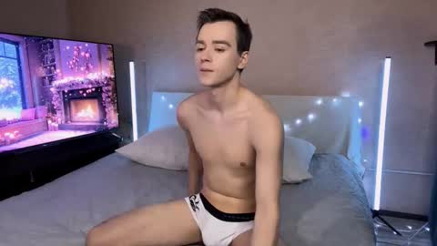 MarkAndSonya online show from December 2025 08:19:02 AM