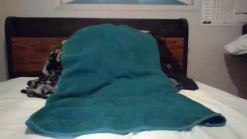 Snapshot of horny4sexymilf916 chatting on June 2026 09:23:02 AM horny4sexymilf916 online show from June 2026 09:23:02 AM