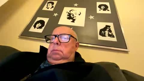 Snapshot of horny_147 chatting on March 2026 08:07:01 AM Cum suck Me off online show from March 2026 08:07:01 AM