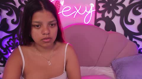Snapshot of horny_babyss chatting on March 2025 11:20:01 AM CATALINA Y LAURA online show from March 2025 11:20:01 AM