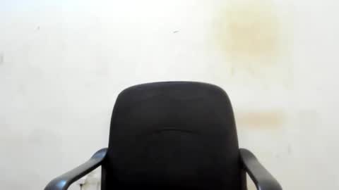 Snapshot of horny_ebonygirl chatting on October 2025 06:45:02 AM Horny ebonygirl online show from October 2025 06:45:02 AM