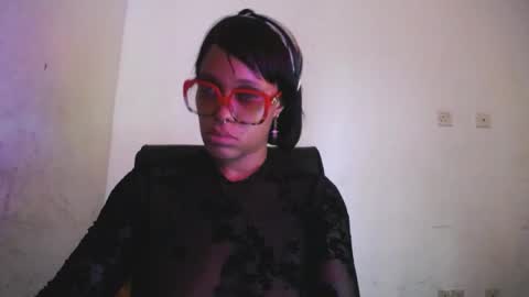Snapshot of horny_ebonygirl_ chatting on May 2026 07:25:01 AM horny_ebonygirl_ online show from May 2026 07:25:01 AM