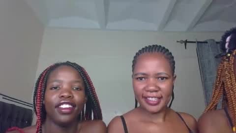 horny_lainie online show from September 2025 05:40:02 PM