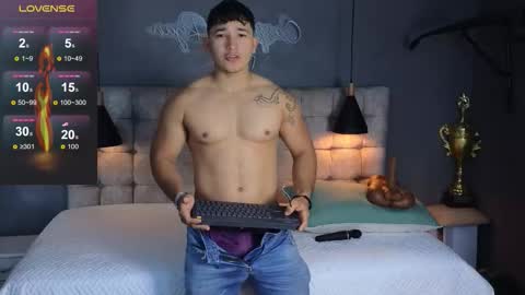 horny_nick18 online show from November 2025 10:25:02 AM