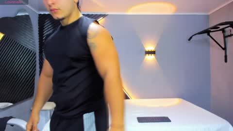 Snapshot of horny_nick18 chatting on April 2026 11:45:02 AM horny_nick18 online show from April 2026 11:45:02 AM