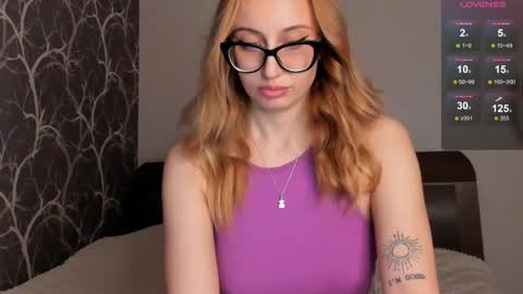 Snapshot of horny_strawberry chatting on June 2026 01:50:02 AM Lia online show from June 2026 01:50:02 AM