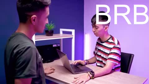 Snapshot of horny_twinks_guys chatting on February 2025 09:48:02 PM Alex and Camilo online show from February 2025 09:48:02 PM