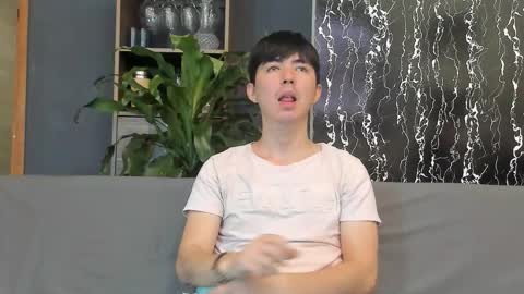 Snapshot of horny_twinks_guys chatting on October 2025 08:28:01 PM Alex and Camilo online show from October 2025 08:28:01 PM