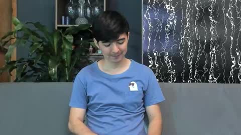 Alex and Camilo online show from November 2025 07:57:01 PM