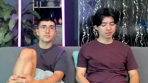 Snapshot of horny_twinks_guys chatting on April 2026 02:48:01 PM Alex and Camilo online show from April 2026 02:48:01 PM