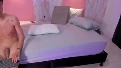 Snapshot of horny_zaid_69 chatting on January 2025 10:37:02 PM Zaid Nicolle online show from January 2025 10:37:02 PM