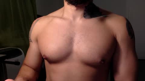 hornybbcxx online show from December 2024 06:40:01 AM