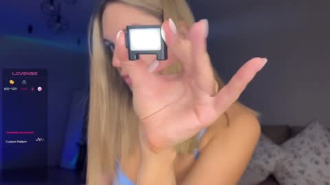 Sonya online show from February 2025 06:39:01 PM