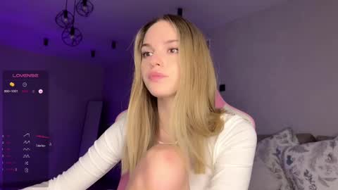 Sonya online show from February 2025 05:18:02 PM